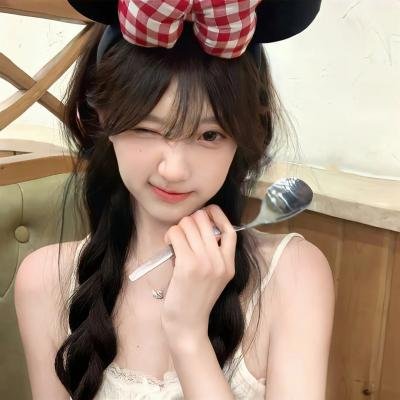 满船清梦压星河